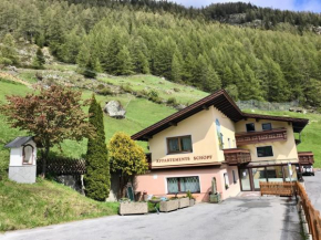 LYNS HOME, Sölden